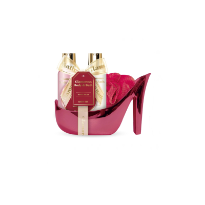 Σετ Δώρου σε Συσκευασία σε Σχήμα Γόβας White Musk Glamorous Body & Bath Red Shoe White Musk